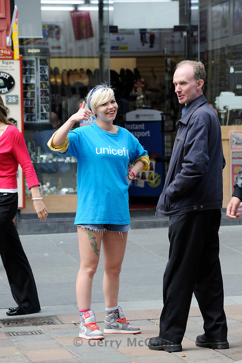 UNICEF girl street fundraiser